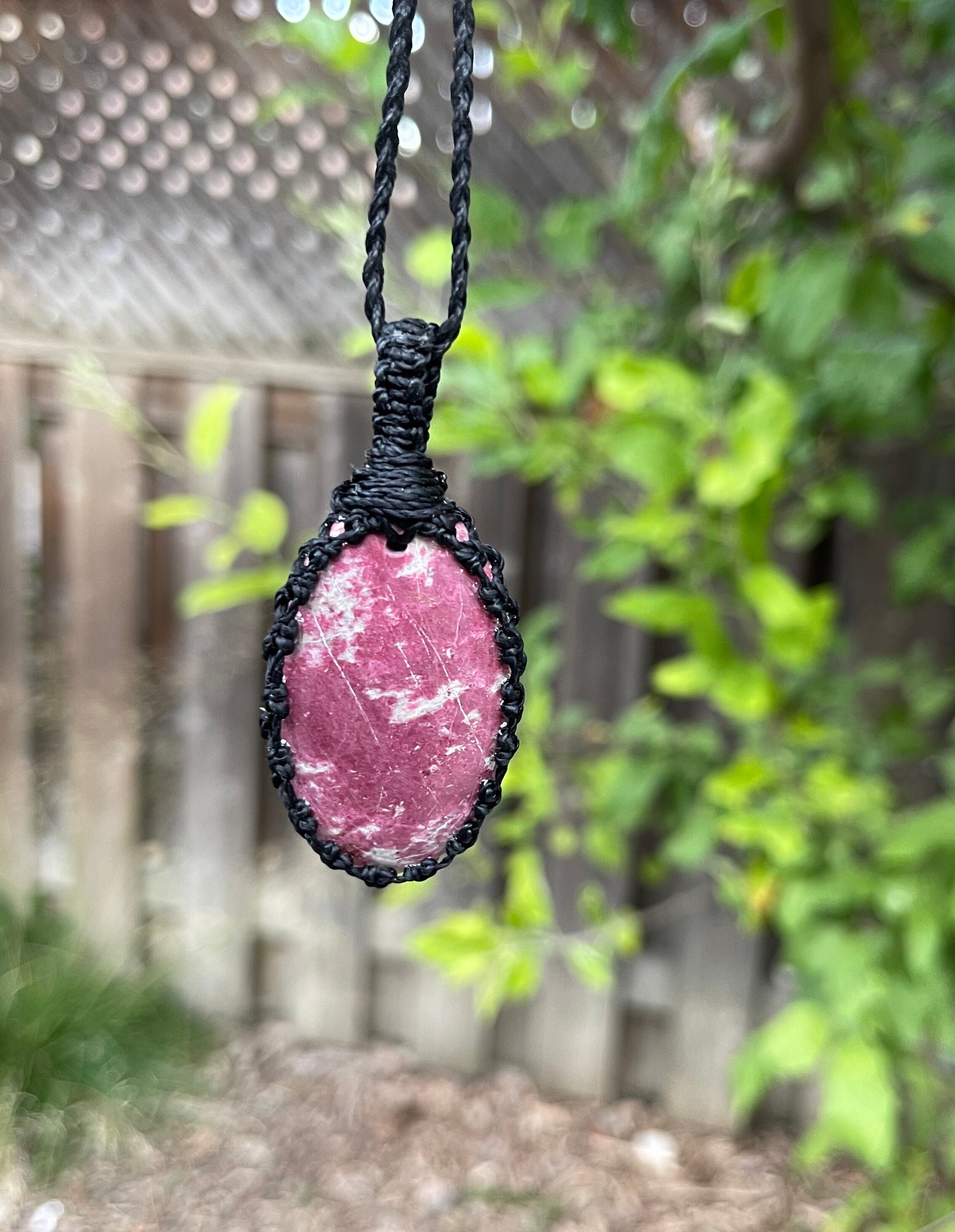 Thulite Necklace For Women, Thulite Jewelry, Macrame Necklace For Men, Macrame Gemstone Pendant, Healing Crystal Necklace Men, Pink Zoisite