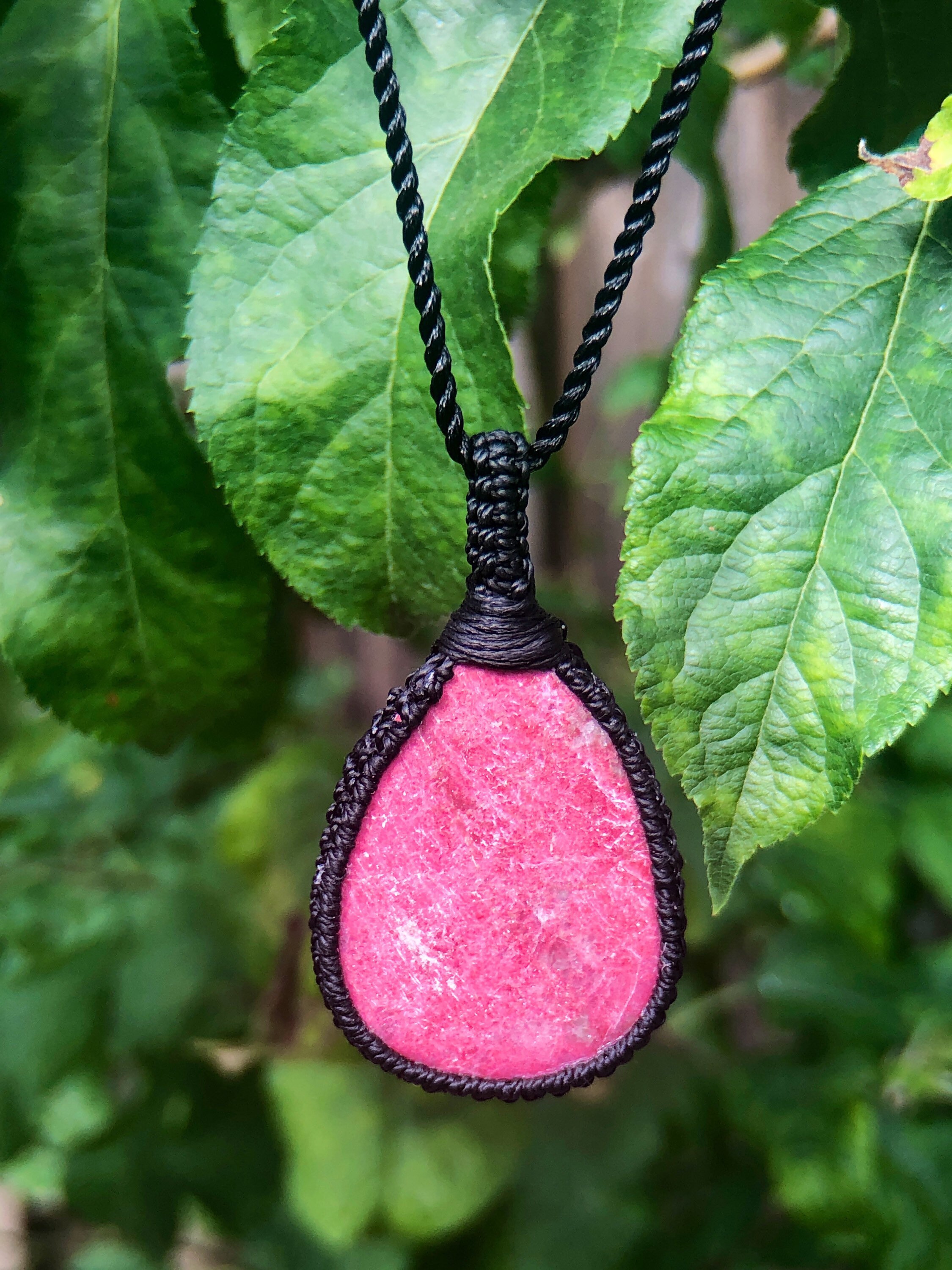Thulite Necklace For Women, Thulite Jewelry, Macrame Necklace For Men, Macrame Gemstone Pendant, Healing Crystal Necklace Men, Pink Zoisite