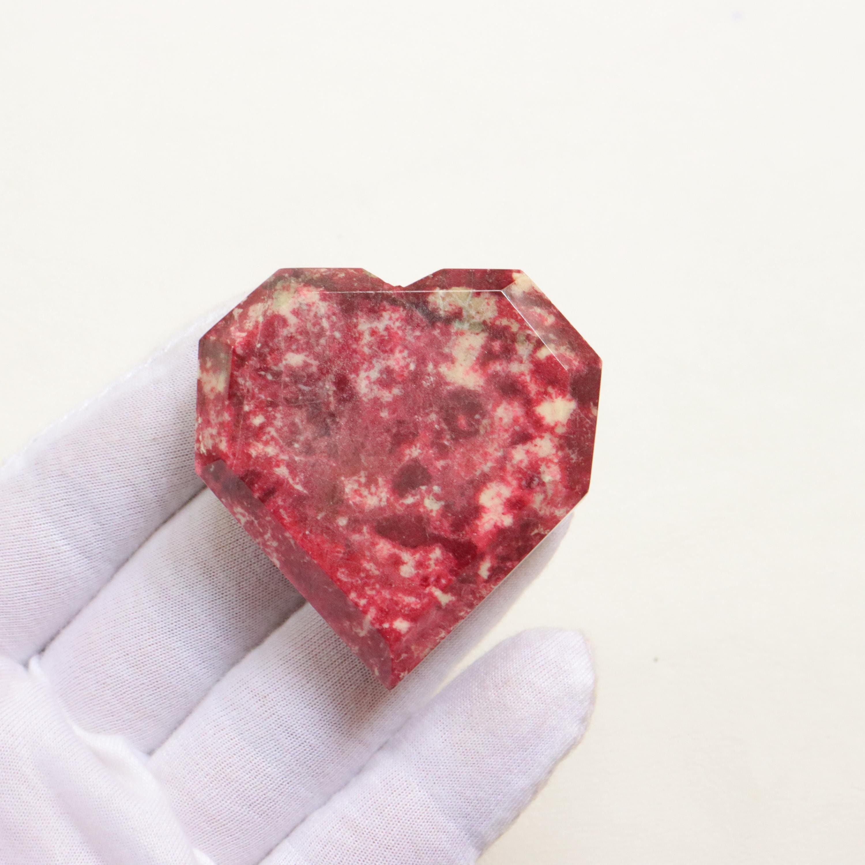 Unique Pink Thulite Faceted Heartstone, Natural Thulite Stone From Norway, Polished Thulite Heart Gemstone, Heart Chakra Meditation Stone
