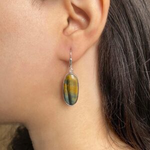 Blue Tiger Eye Leverback Earring / 925 Sterling Silver / Healing Gemstone / Gift for her / Oval Cab / Tiger Eye Statement Earring BTE-E-13. Blue Tiger Eye Leverback Earring / 925 Sterling Silver / Healing Gemstone / Gift for her / Oval Cab / Tiger Eye Statement Earring BTE-E-13.
