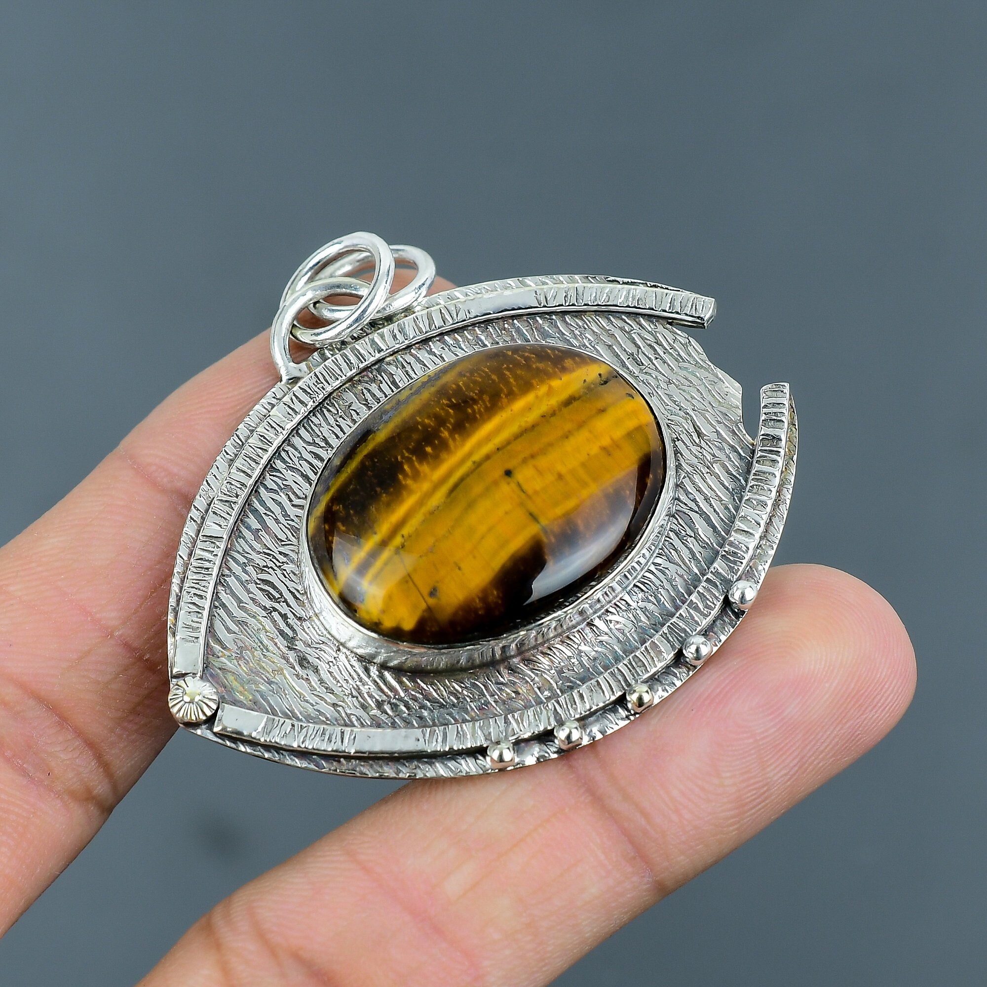 Handmade Tiger's Eye 925 Sterling Silver Pendant - Antique Style