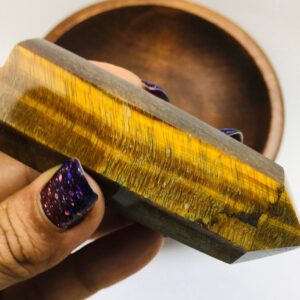 Tigers Eye Crystal Point Obelisk: Polished Gemstone (85.8g)