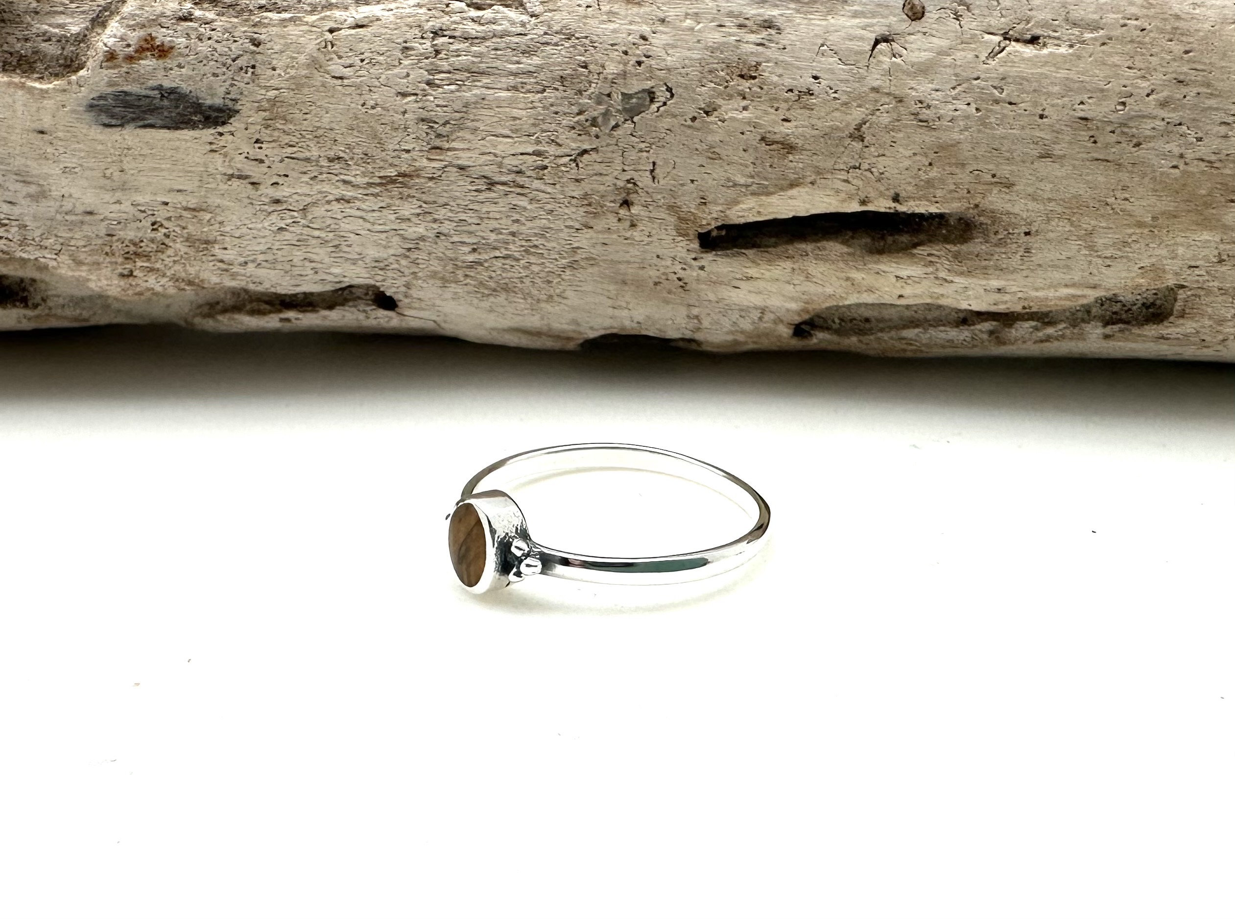 Tiger's Eye Ring, Oval Bead, 925 Sterling Silver