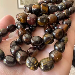 Tiger Iron Stretch Bracelet: Natural Gemstone Beads (9-10mm)