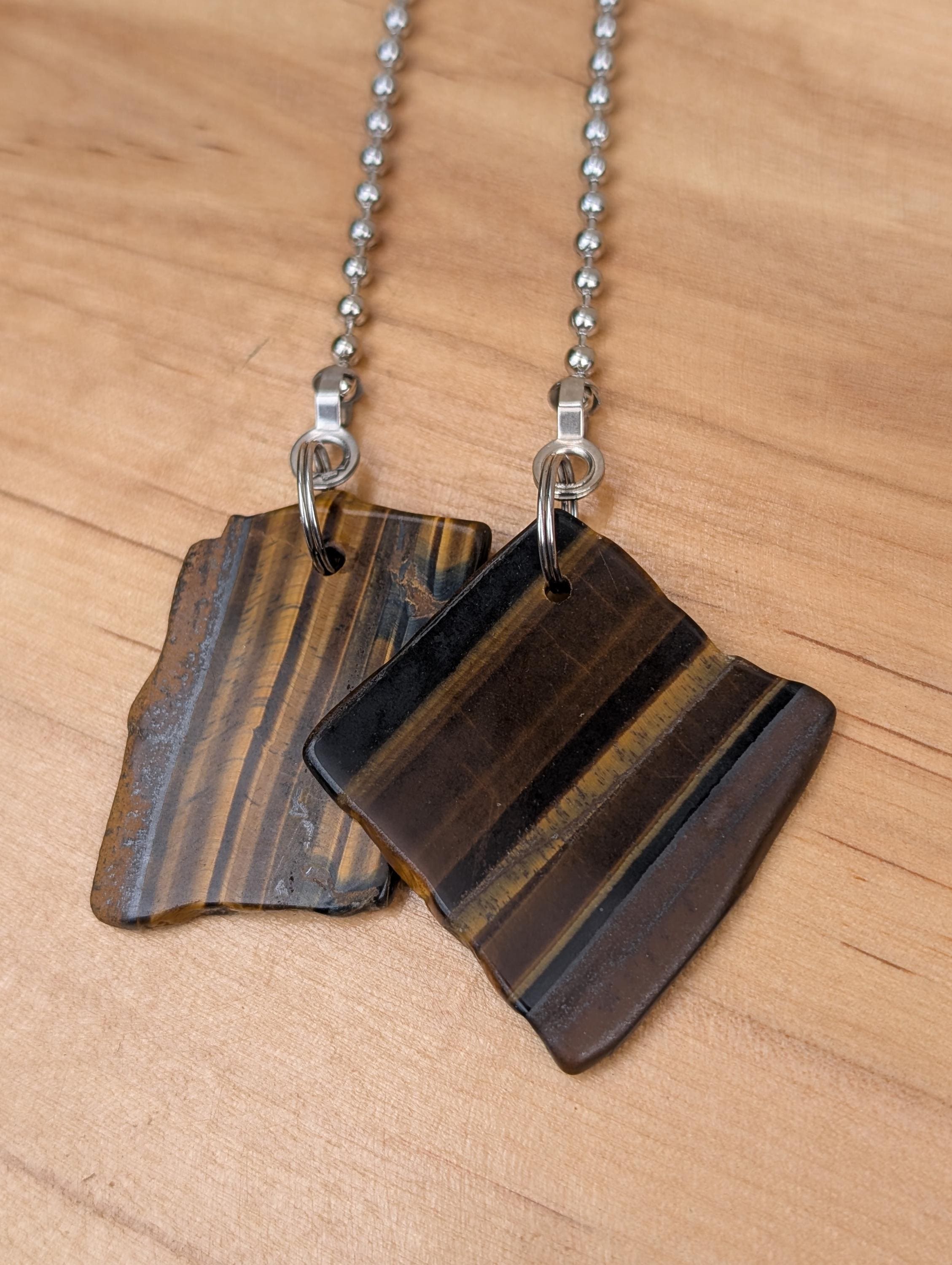 Tiger's Iron Fan Pulls: Mid Century Modern Pull Chains, Metallic Woodgrain Pattern