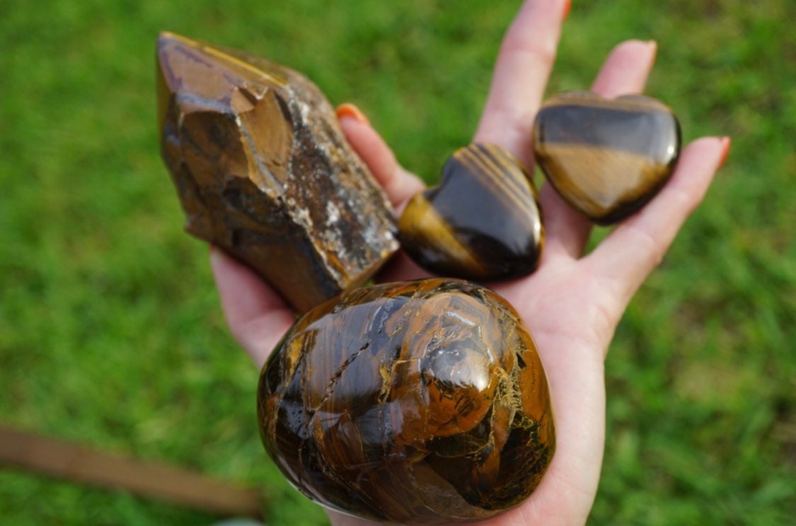 Polished, Raw And Tumbled Tiger Eye ~ Tiger Iron - Hearts - Points - Palm Stones - Healing Crystal About Strength