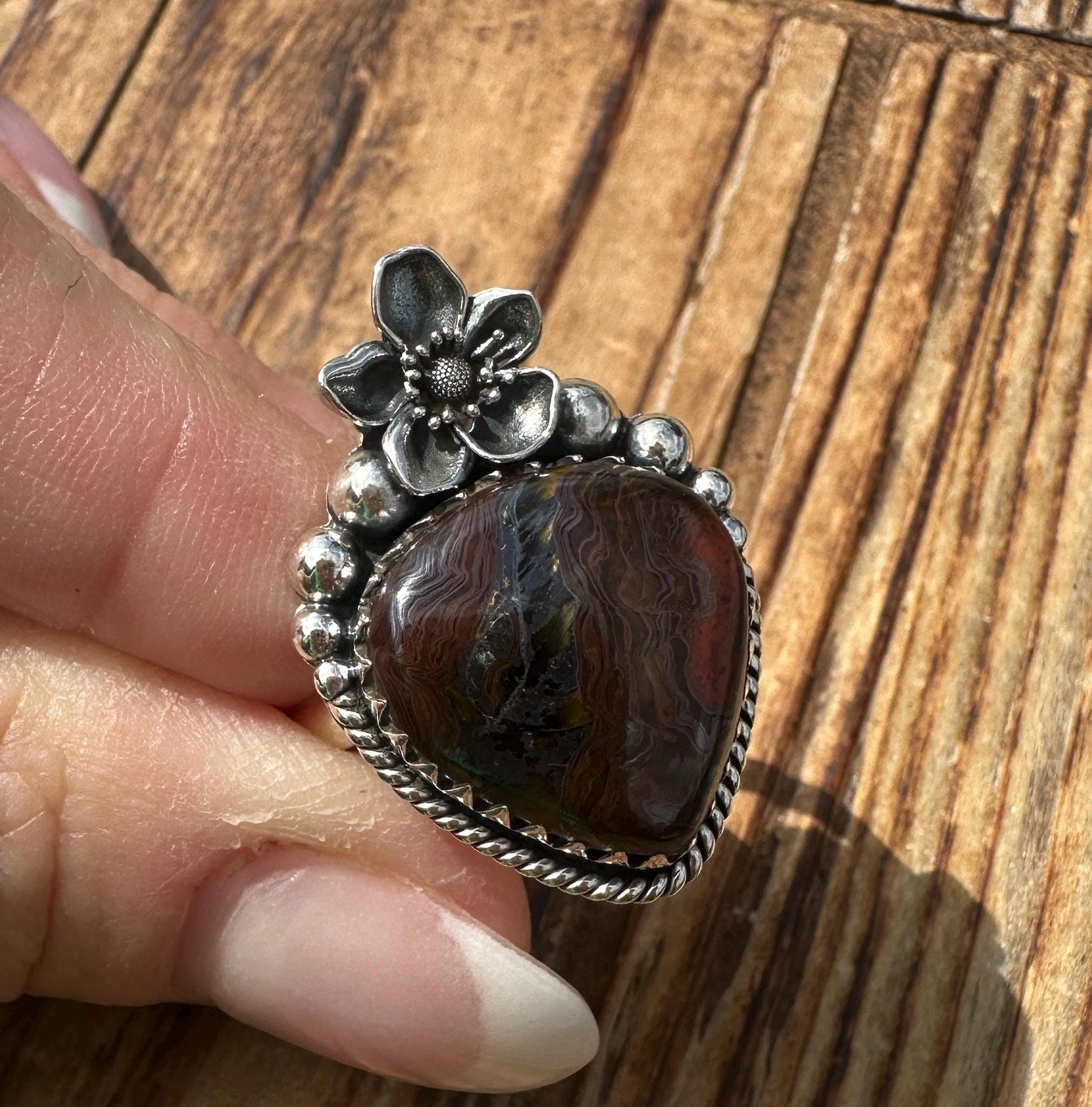 Tiger Iron Sterling Silver Ring, Size 9.75, Ooak Flower Ring, Teardrop Gem, Natural Gemstone Jewelry, Artisan Piece, Tigers Eye Chatoyant Tiger Iron Sterling Silver Ring, Size 9.75, Ooak Flower Ring, Teardrop Gem, Natural Gemstone Jewelry, Artisan Piece, Tigers Eye Chatoyant