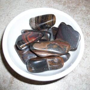 Tiger Iron Small Tumbled Stones