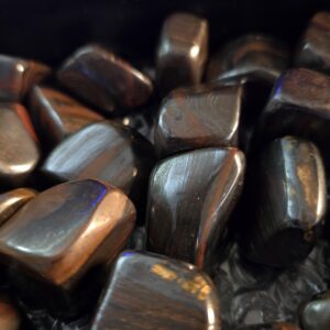 Tiger Iron Tumble Stone: Grounding Crystal for Strength & Focus