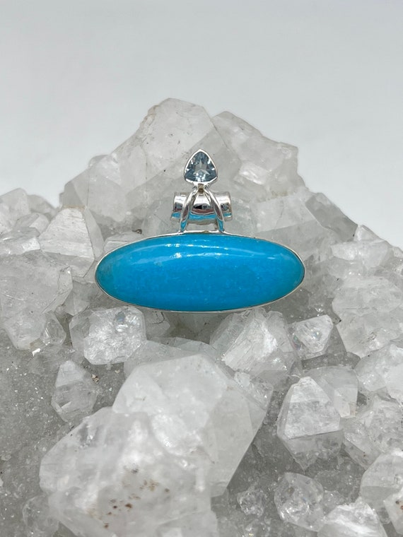 Gorgeous Smithsonite And Blue Topaz Pendant