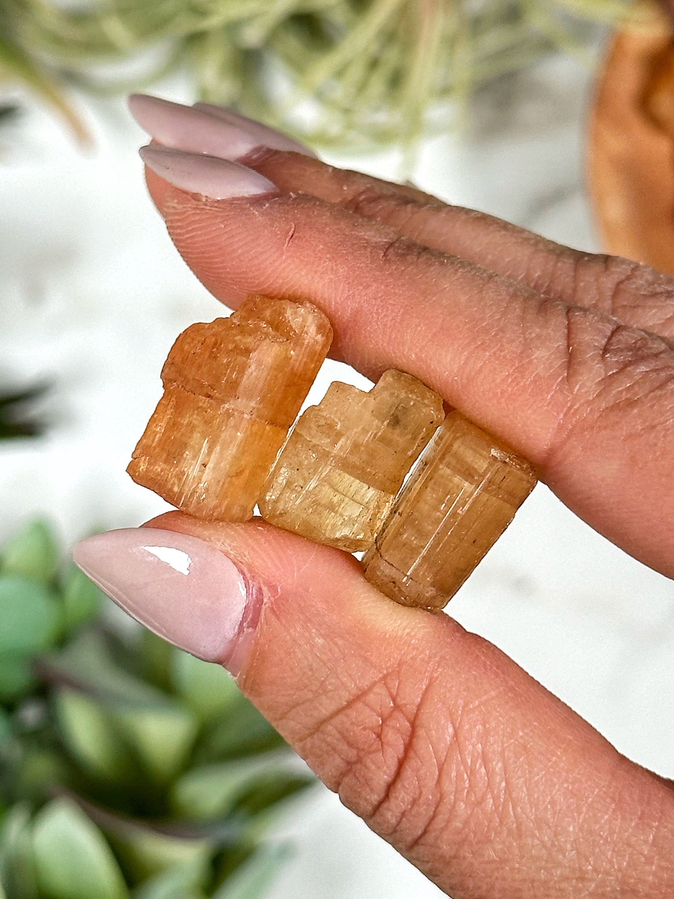 Mini Imperial Topaz | 1-3g | - No. 260 (raw Orange Crystal Specimen, Sacral Chakra, Vitality)