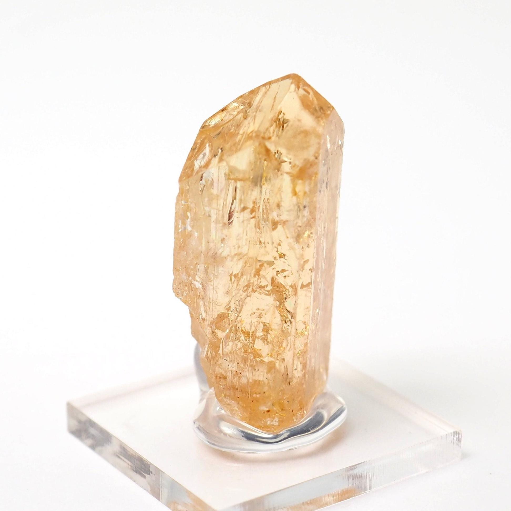 Natural Topaz Crystal Specimen: Raw Gemstone From Zambia (31mm) Natural Topaz Crystal Specimen: Raw Gemstone From Zambia (31mm)