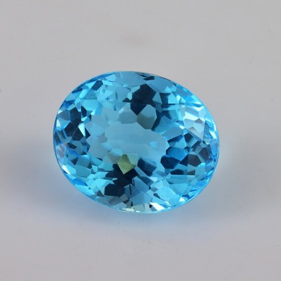 6.87 Cts Natural Swiss Blue Topaz 12x10 Mm Faceted Oval Loose Gemstone - Natural Swiss Blue Topaz Gemstone - Swiss Blue Topaz -tosws-1217