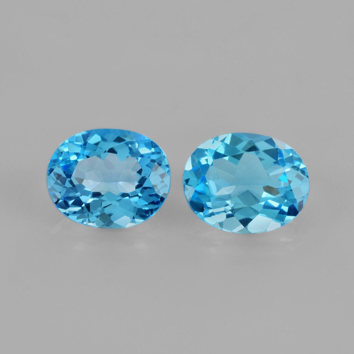 7.71 Cts Natural Swiss Blue Topaz 2 Pieces 11x9x5.5 Mm Faceted Oval Loose Gemstone - Natural Blue Topaz Gemstone - Blue Topaz -tosws-1019 7.71 Cts Natural Swiss Blue Topaz 2 Pieces 11x9x5.5 Mm Faceted Oval Loose Gemstone - Natural Blue Topaz Gemstone - Blue Topaz -tosws-1019