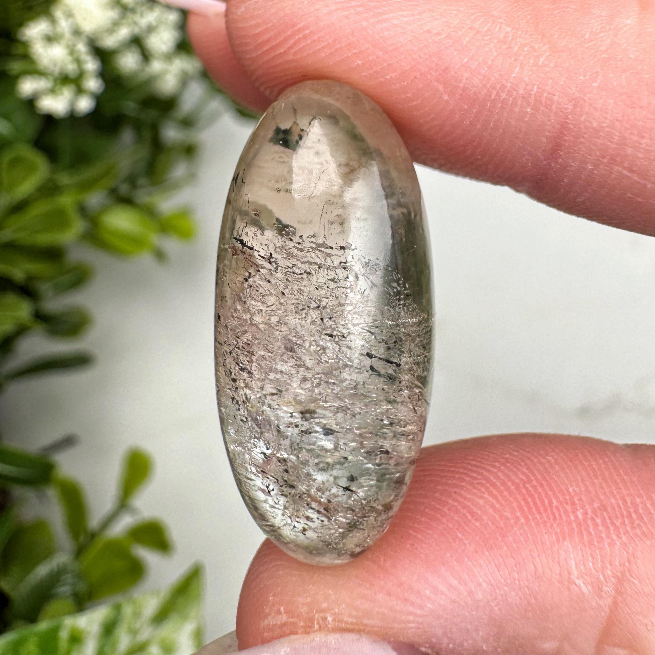 Blue Topaz Shiva | 10g | - #1 (polished Crystal Carving, Throat Chakra, Healing Stone, Peace)