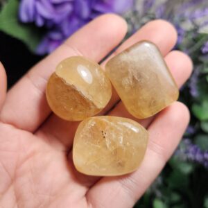 Champagne Topaz Tumbled Crystal Specimen: Polished Gemstone