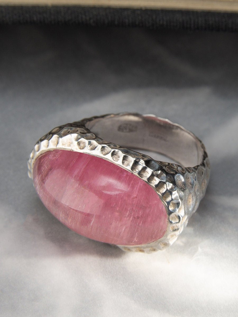 Cat's Eye Effect Rubellite Silver Ring Tourmaline Pink Cabochon Shimmering Ural Gemstone Jackie Style Natalie Portman Cherry Blossom Unisex