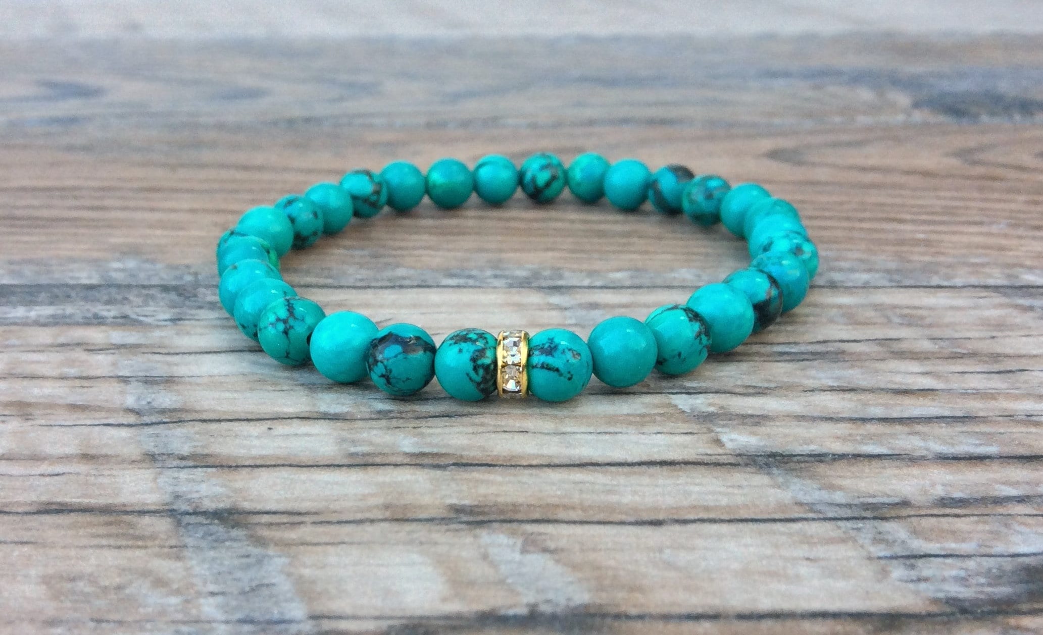 Dainty Turquoise Beaded Bracelet - Elegant Stretch Design