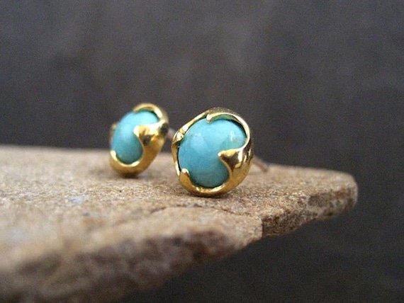 Genuine Turquoise Stud Earrings Set In A Thorn Prong Setting