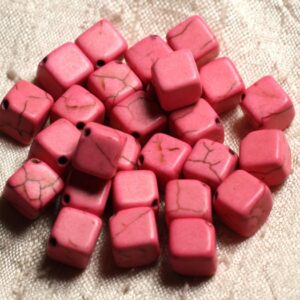 20pc - Perles Turquoise synthèse Cubes 8x8mm Rose clair  4558550011640