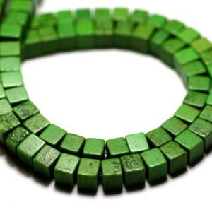 Fil 39cm 98pc env - Perles de Pierre Turquoise Synthèse Cubes 4mm Vert
