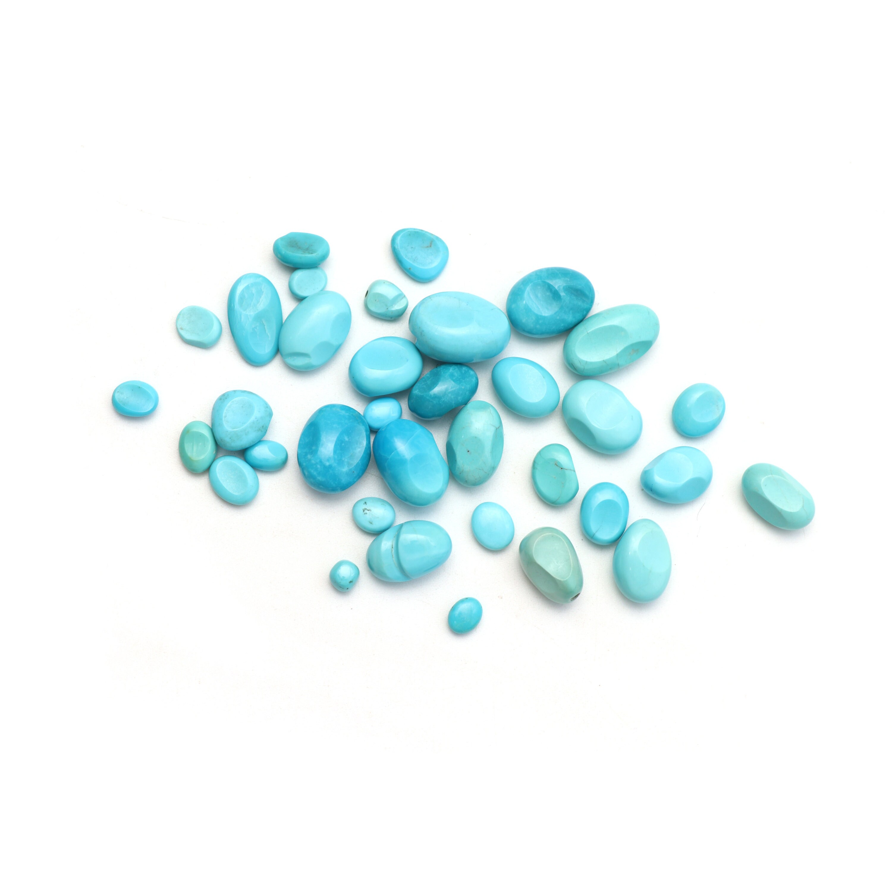 Turquoise Smooth Hammered Tumble Loose Gemstone, 4x5 Mm To 11.5x16 Mm, Turquoise Gemstone, Plain Hammered Tumble, Set Of 35 Pieces