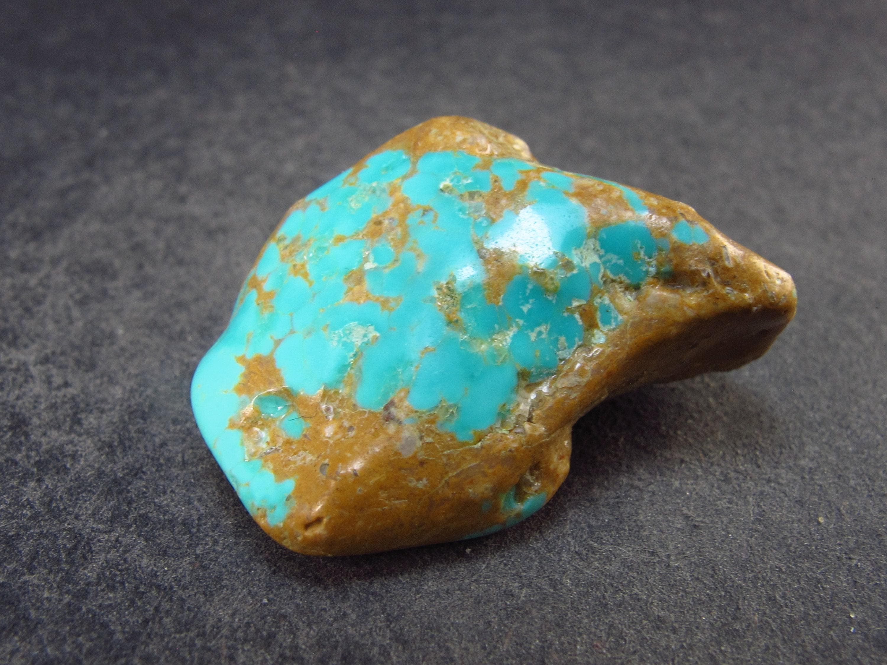 Genuine Tumbled Turquoise From Arizona, Usa - 1.2" - 10.6 Grams Genuine Tumbled Turquoise From Arizona, Usa - 1.2" - 10.6 Grams