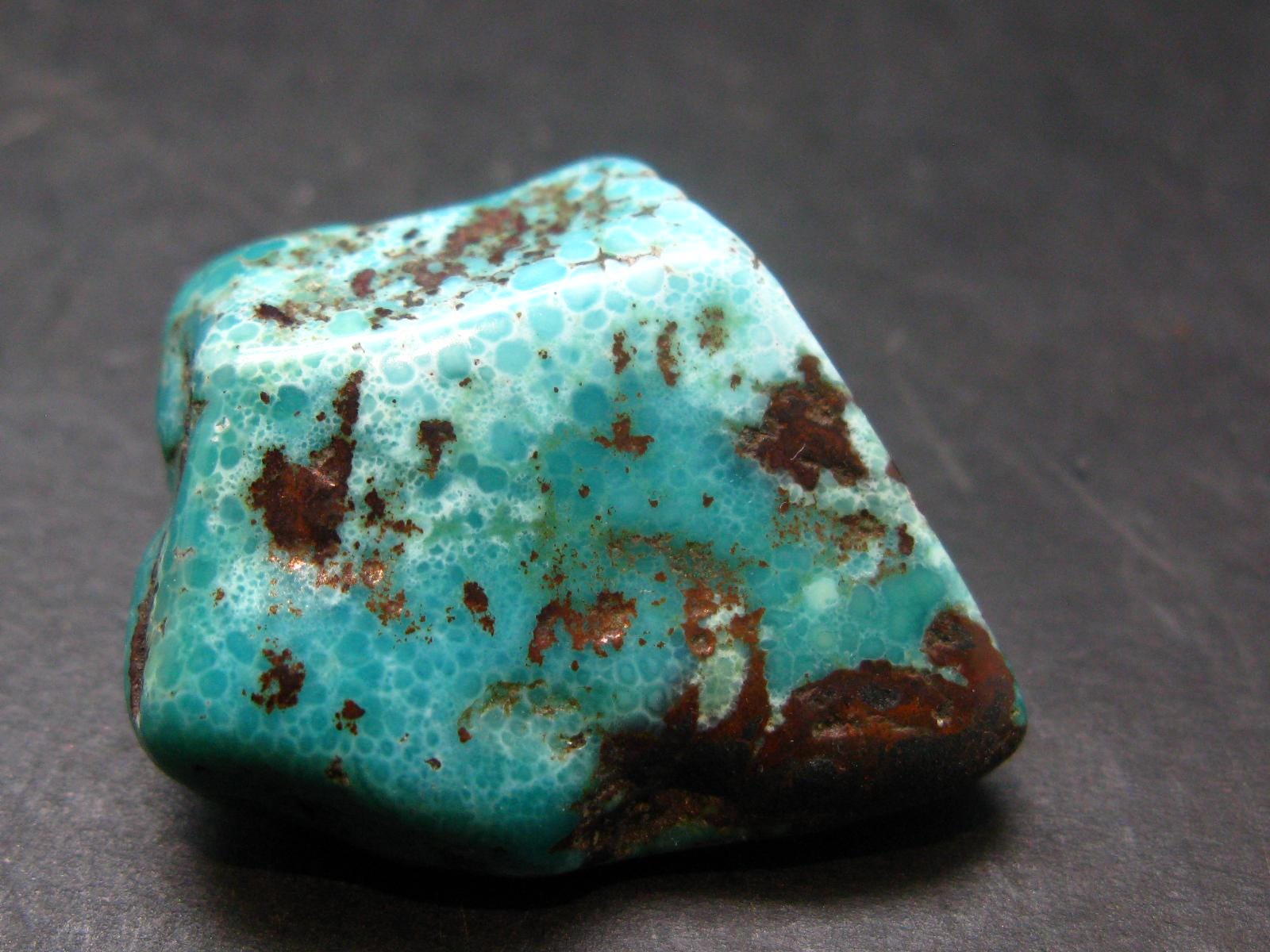 Genuine Tumbled Turquoise From Arizona, Usa - 1.3" - 14.94 Grams Genuine Tumbled Turquoise From Arizona, Usa - 1.3" - 14.94 Grams