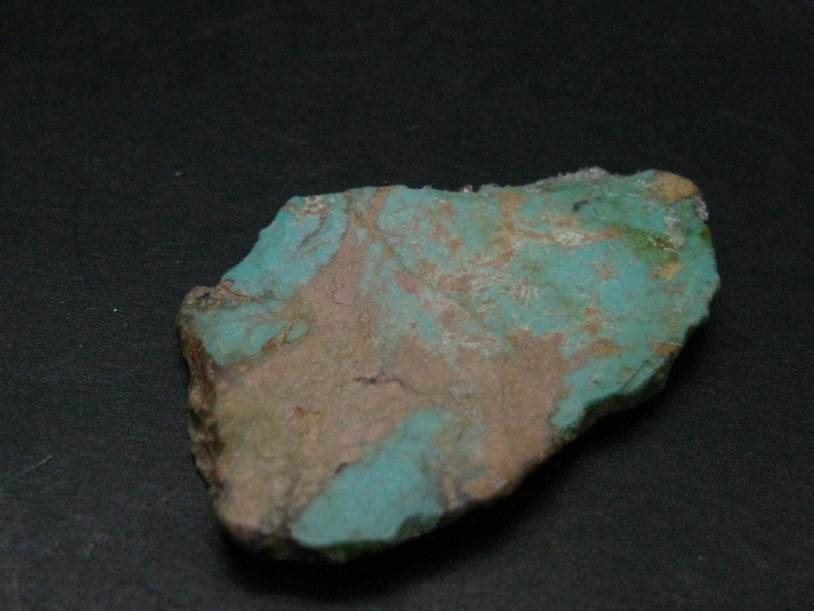 Genuine Tumbled Turquoise From Arizona, Usa - 1.6" - 4.46 Grams Genuine Tumbled Turquoise From Arizona, Usa - 1.6" - 4.46 Grams