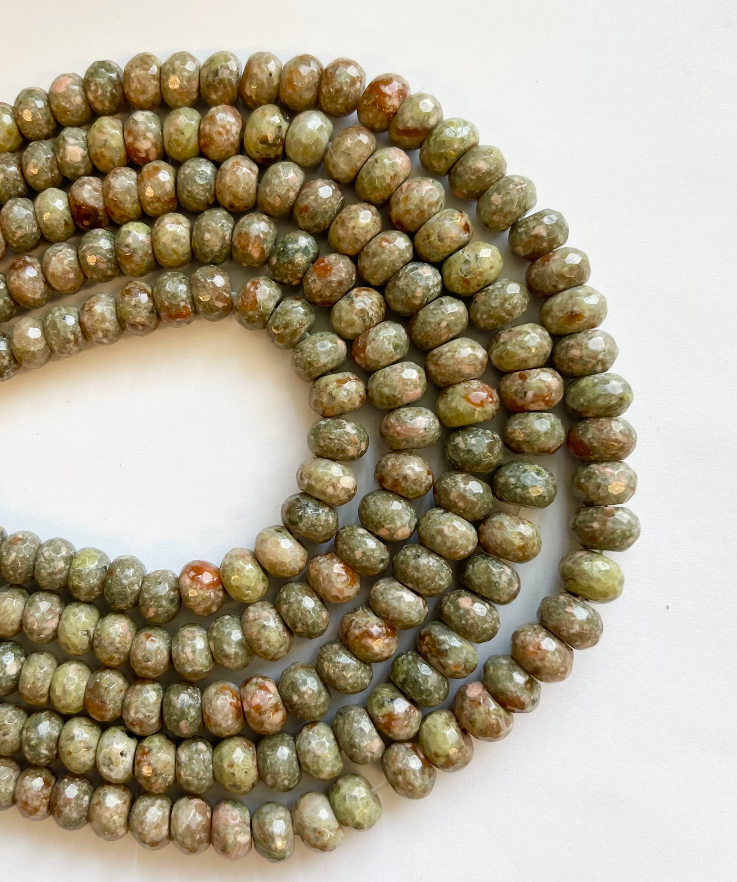 Unakite 8x5mm Faceted Rondelle Gemstone Beads -15.5 Inch Strand Unakite 8x5mm Faceted Rondelle Gemstone Beads -15.5 Inch Strand
