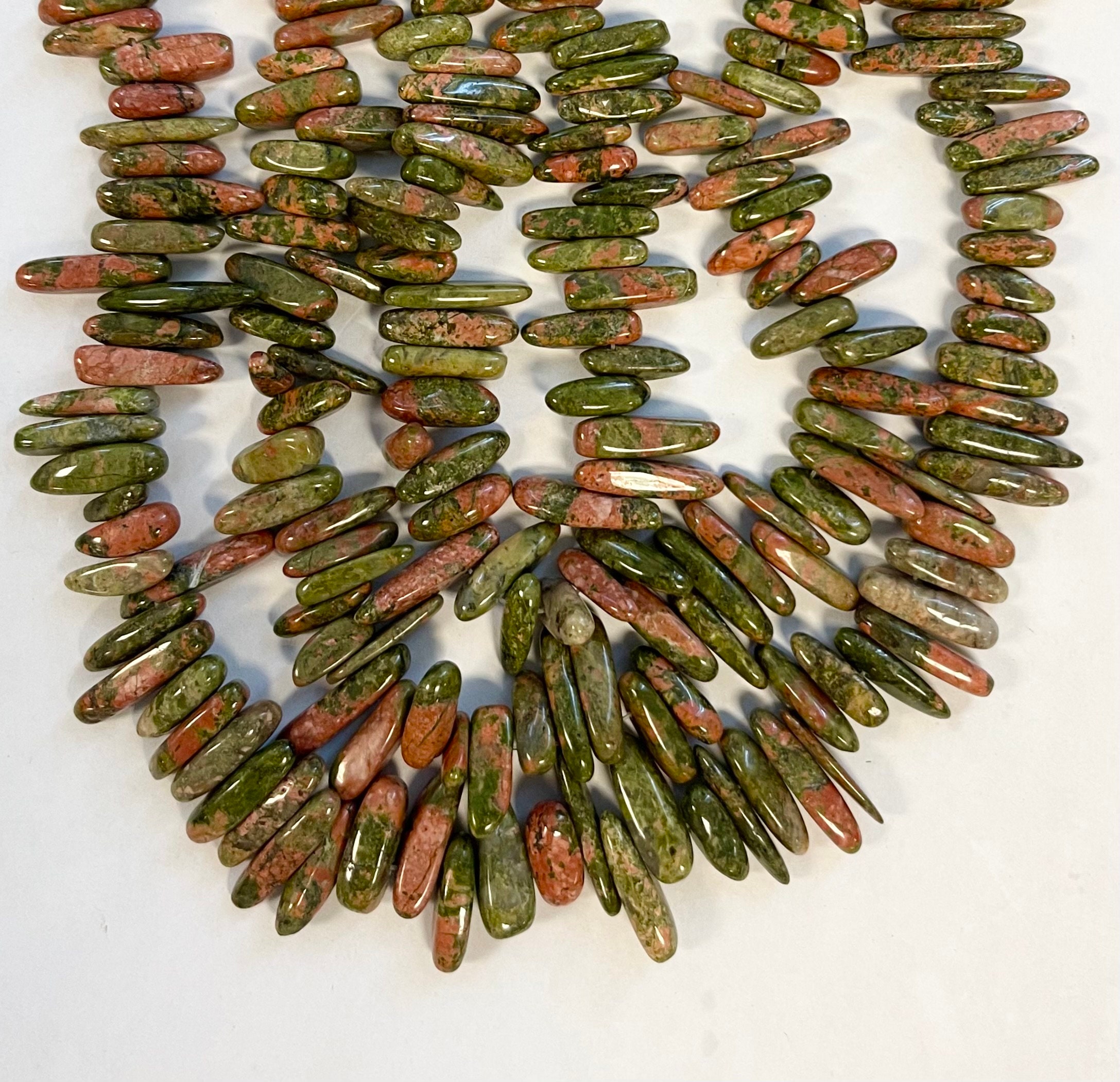 Unakite (3-6)x(12-24)mm Stick Gemstone Beads - 15.5"
