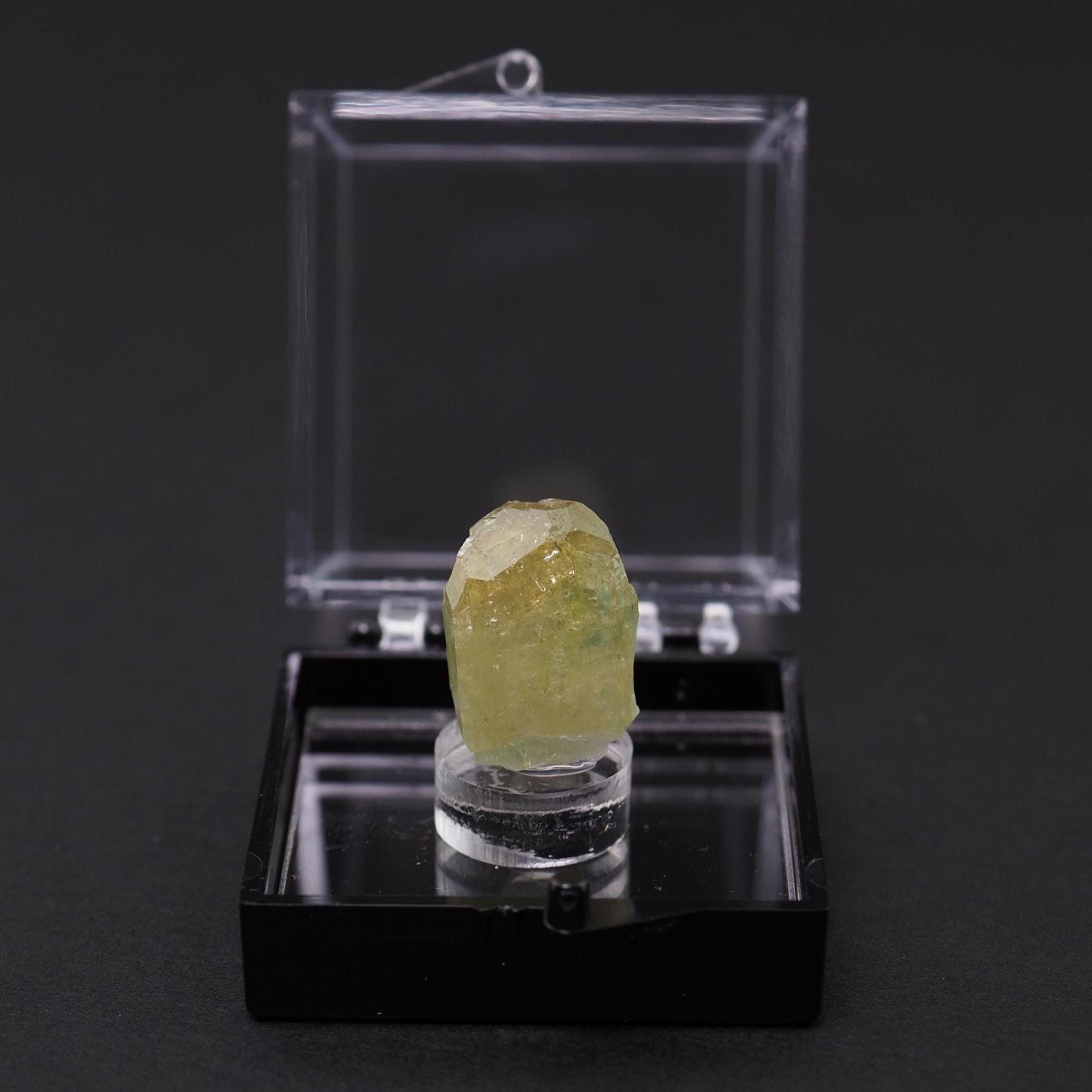 Green Vesuvianite Crystal, Jeffrey Mine Quebec, Thumbnail Mineral Specimen