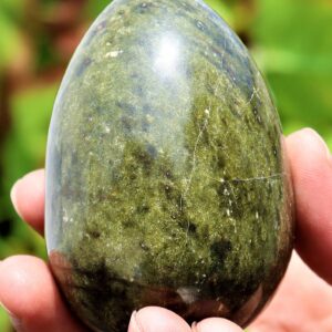 Green Vesuvianite Crystal Egg: Reiki Charged Healing Stone, 70mm Green Vesuvianite Crystal Egg: Reiki Charged Healing Stone, 70mm