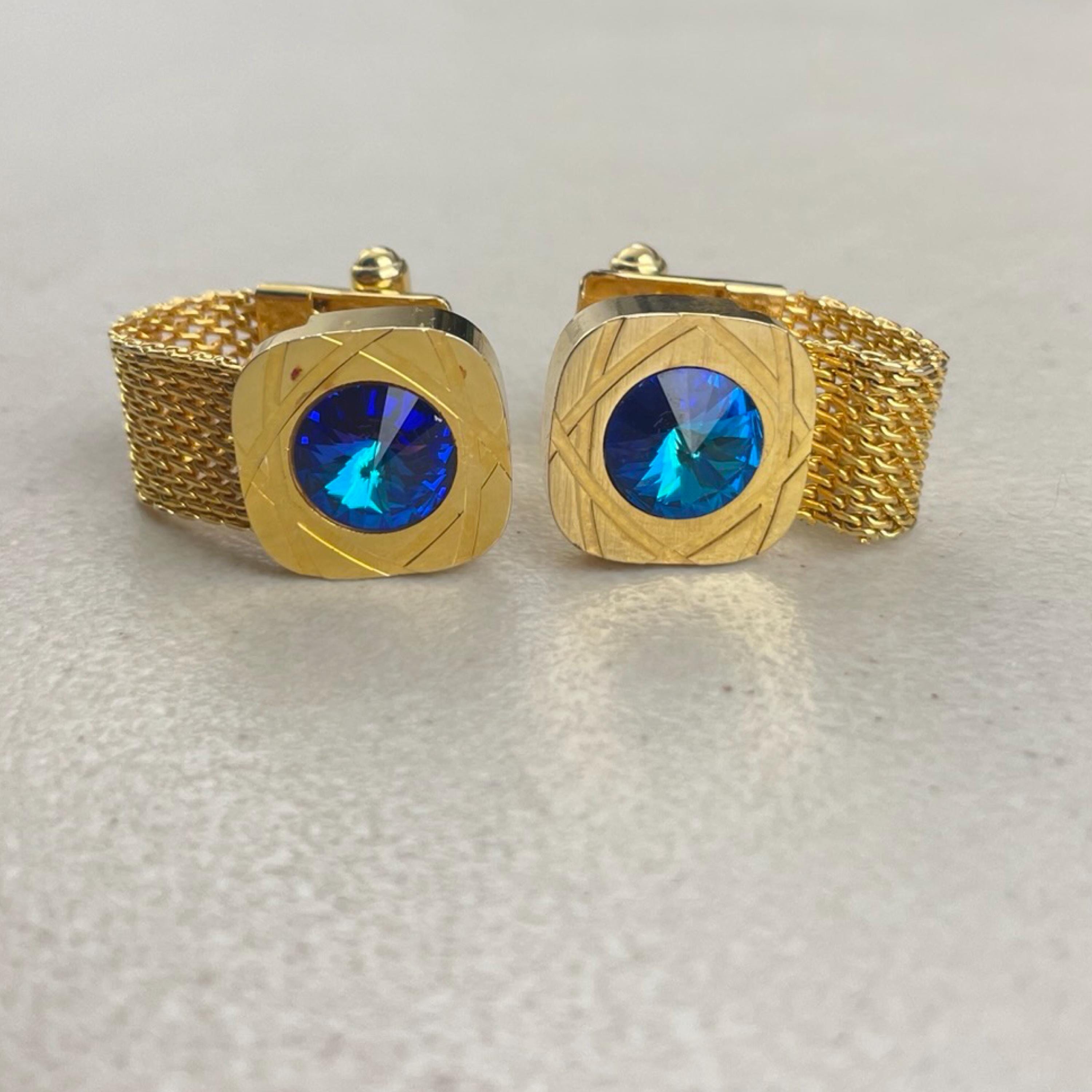 Vintage Blue Crystal Cufflinks 1970 Gold Tone Metal Chain Link Cuff Links