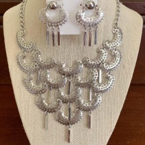 Vintage Sarah Coventry Silvertone Cascading Bib Necklace and Earrings Set with Dangles. Adjustable Length. Sarah Coventry Jewelry.