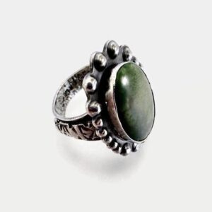 Vintage Sterling Silver Jade Cabochon Ring
