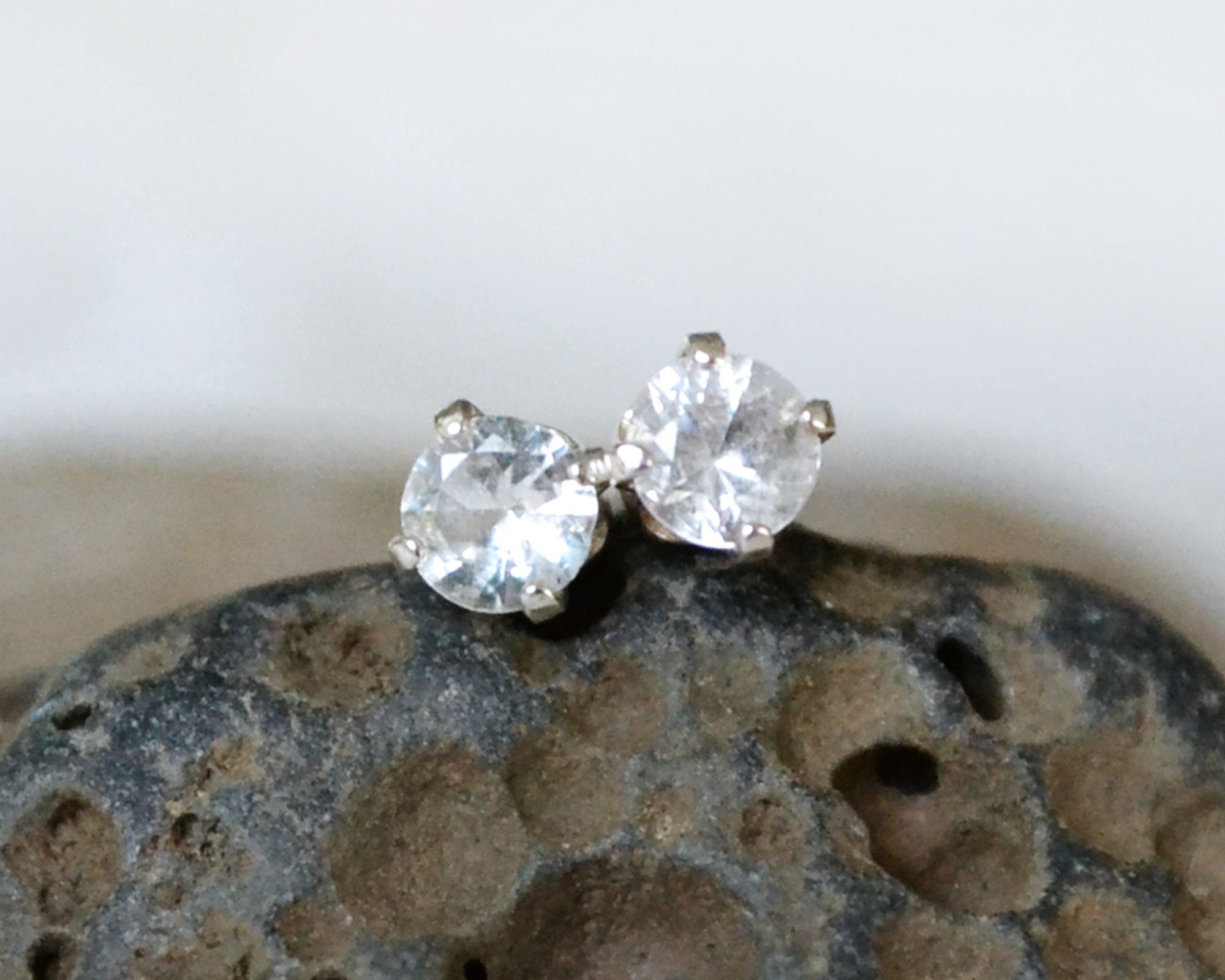 Stud Earrings: White Sapphire, Tiny 2.5mm Ceylon Sapphires, Gemstone Earrings, Birthstone Jewelry Stud Earrings: White Sapphire, Tiny 2.5mm Ceylon Sapphires, Gemstone Earrings, Birthstone Jewelry