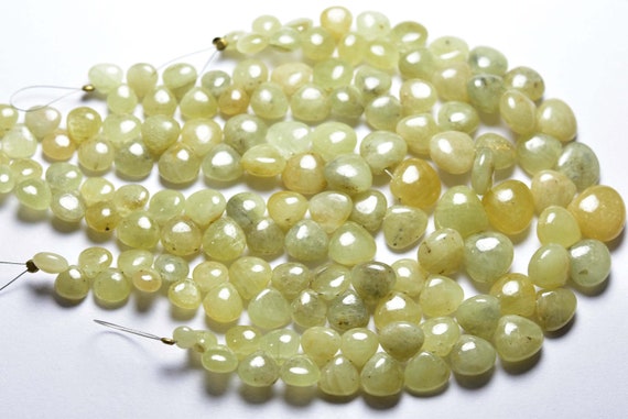 Yellow Sapphire Briolette Bead Strand - 7 Inches - Rare Natural Smooth Umba Yellow Sapphire Heart Briolettes - Size Is 6.5-11 Mm #1794 Yellow Sapphire Briolette Bead Strand - 7 Inches - Rare Natural Smooth Umba Yellow Sapphire Heart Briolettes - Size Is 6.5-11 Mm #1794