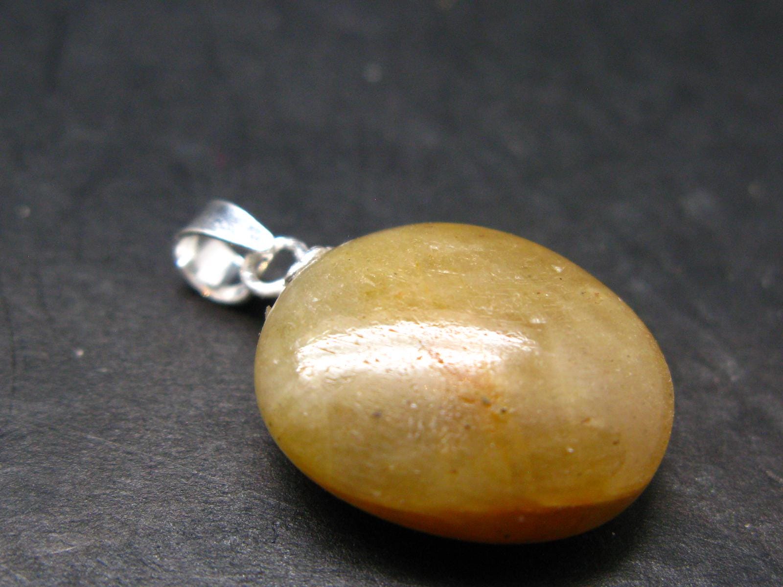 Yellow Sapphire  Silver Pendant From Sri Lanka - 0.9" - 17.20 Carats