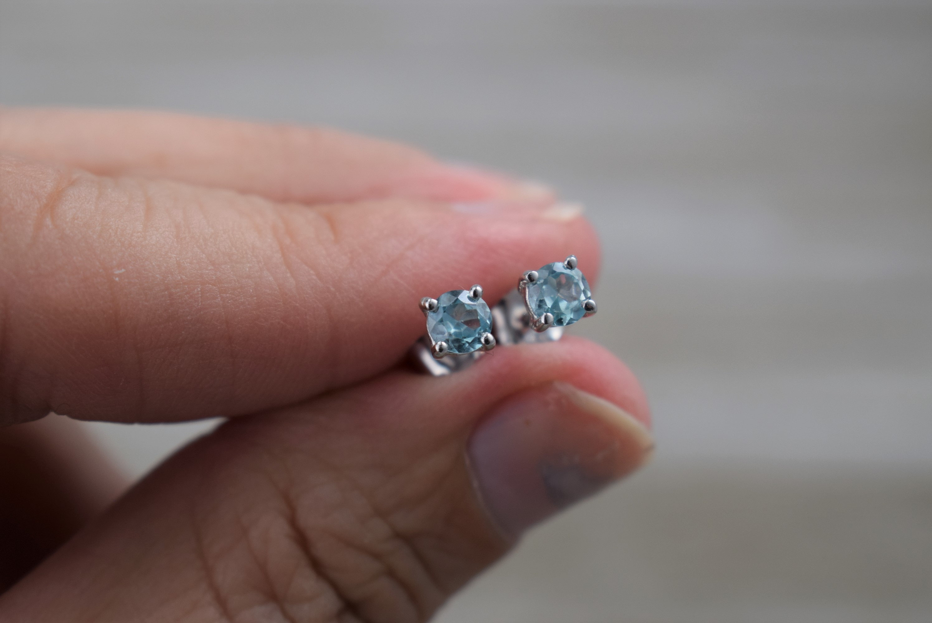 Blue Zircon Stud Earrings (sterling Silver) - Natural Faceted Gemstone Studs - 4 Mm