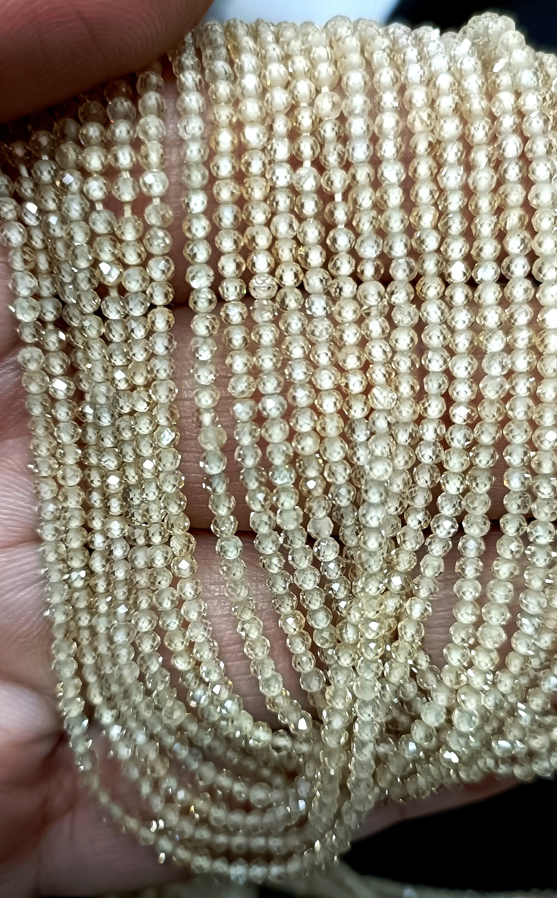 13 Inches Strand,finest Aaa Quality,natural Champagne Zircon Faceted Rondelles,size.2.30mm1001