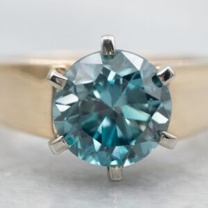 14k Yellow Gold Blue Zircon Solitaire Ring, 2.77 Carats 14k Yellow Gold Blue Zircon Solitaire Ring, 2.77 Carats