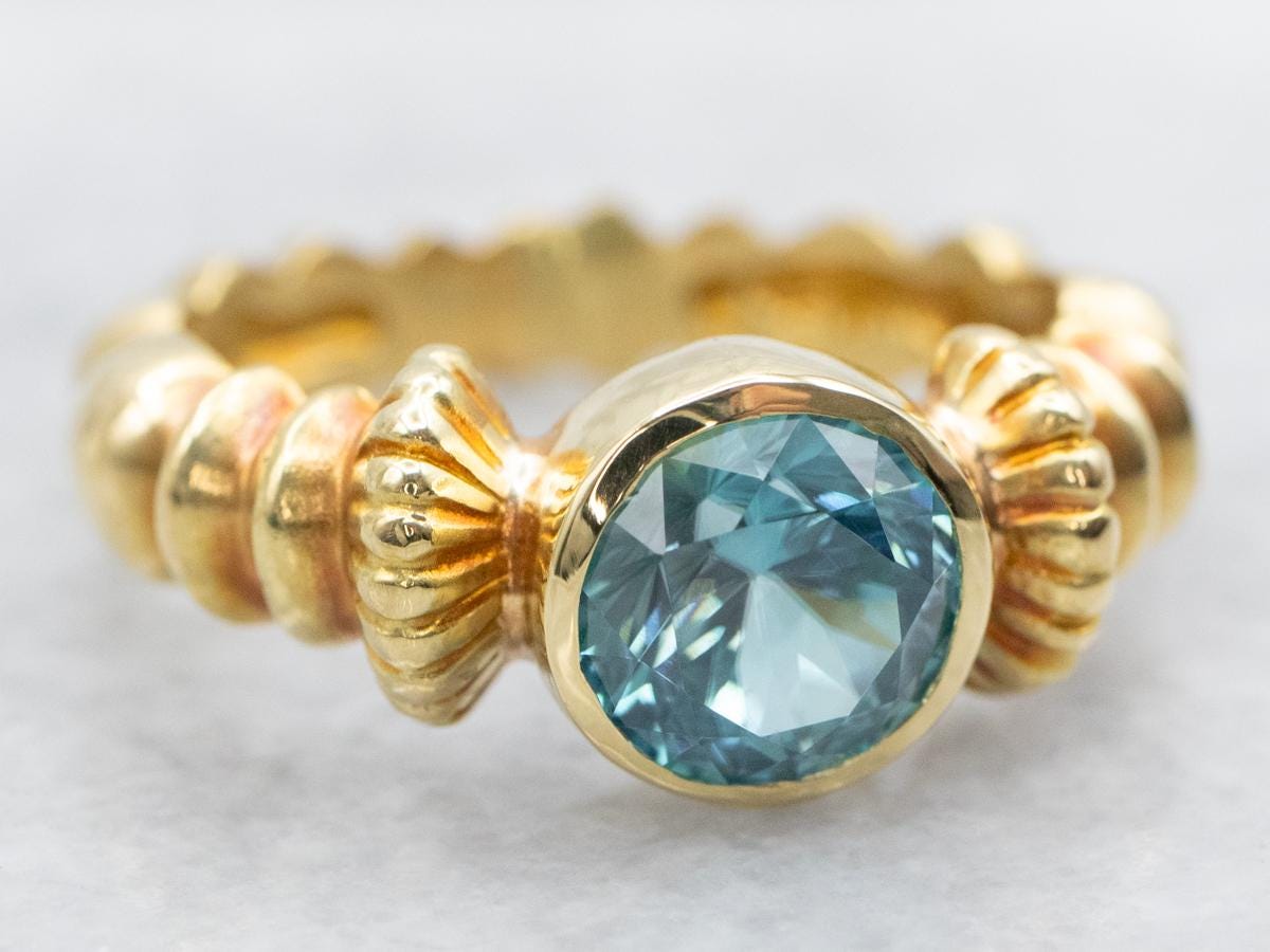 18k Yellow Gold Blue Zircon Solitaire Ring