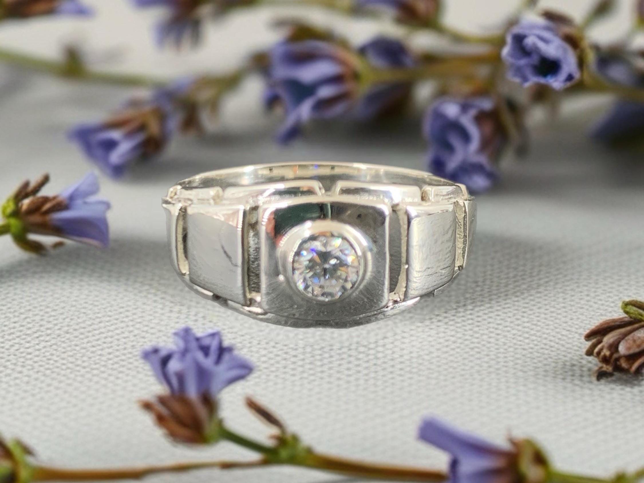 Sterling Silver Ring: Geometric Zircon Gemstone Wedding Band
