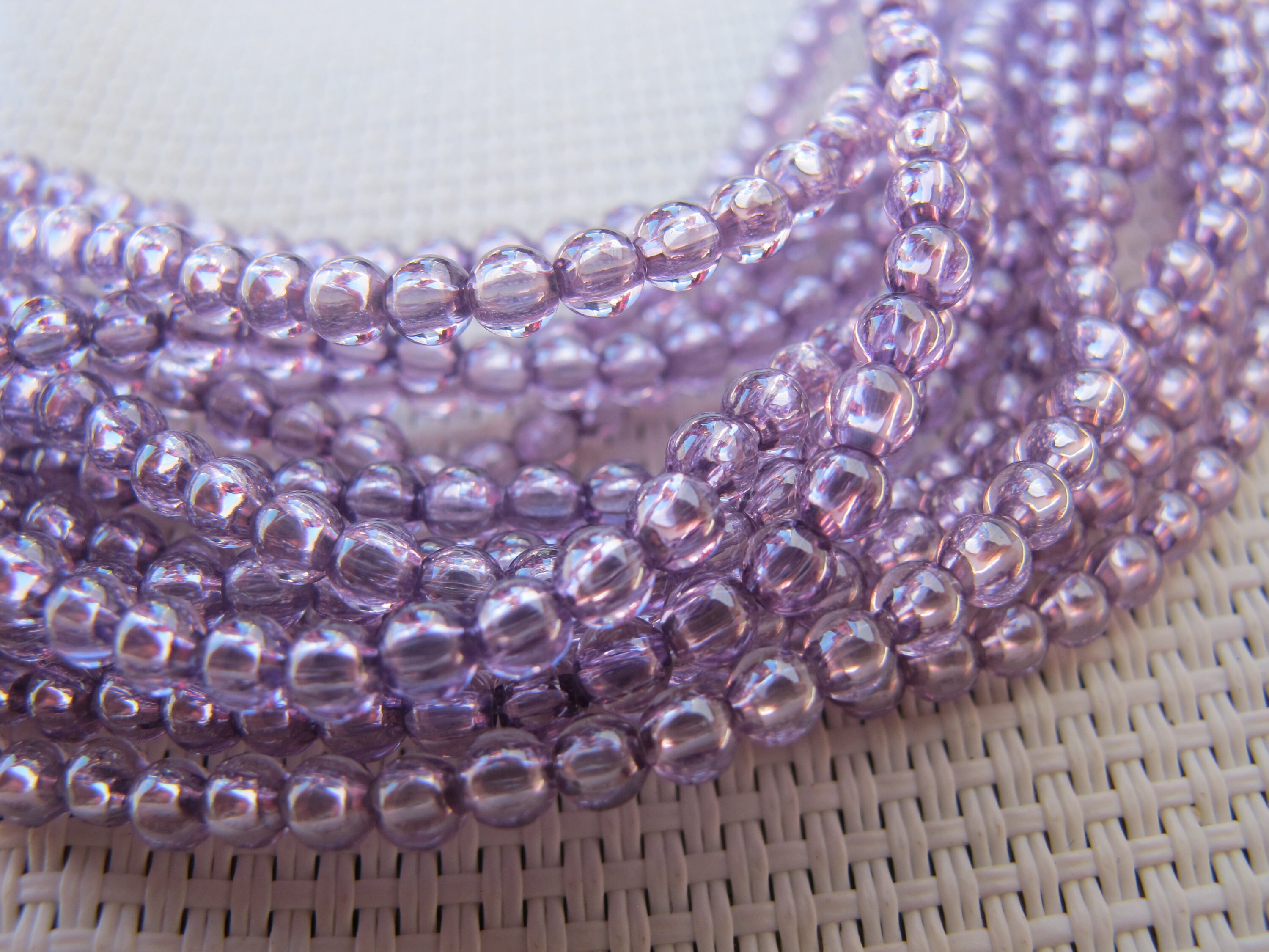 3mm Lavender Zircon Round Beads S281 3mm Lavender Zircon Round Beads S281