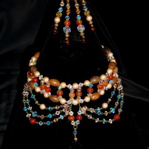Victorian Queen Wedding Set Jewelry Idea