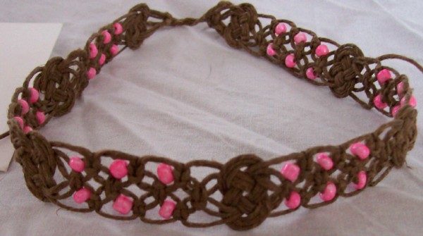 Hemp Necklace With Pink Crow Beads Project
