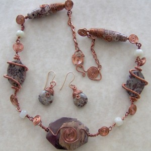 Copper Wire Spiral Necklace Jewelry Idea
