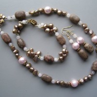 Pink Champagne Necklace Set Project