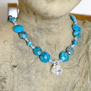 Winter Queen Necklace Jewelry Idea